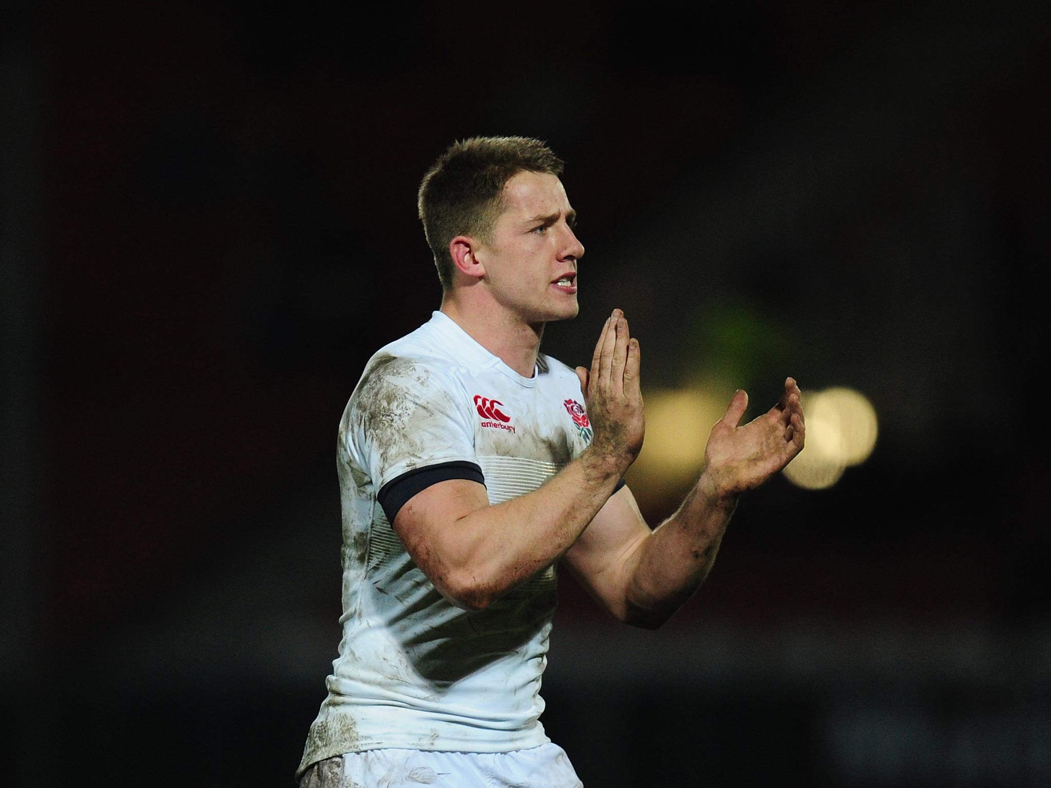 England Saxons centre Sam Hill has signed a two-year contract extension with Exeter Chiefs