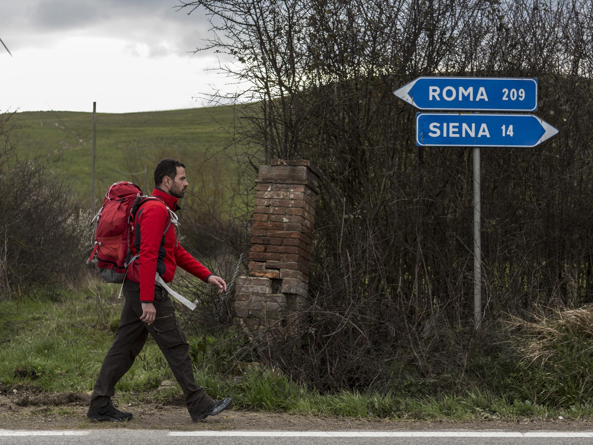 The rogue trader Jérôme Kerviel on his long walk back to Paris from Rome after meeting Pope Francis