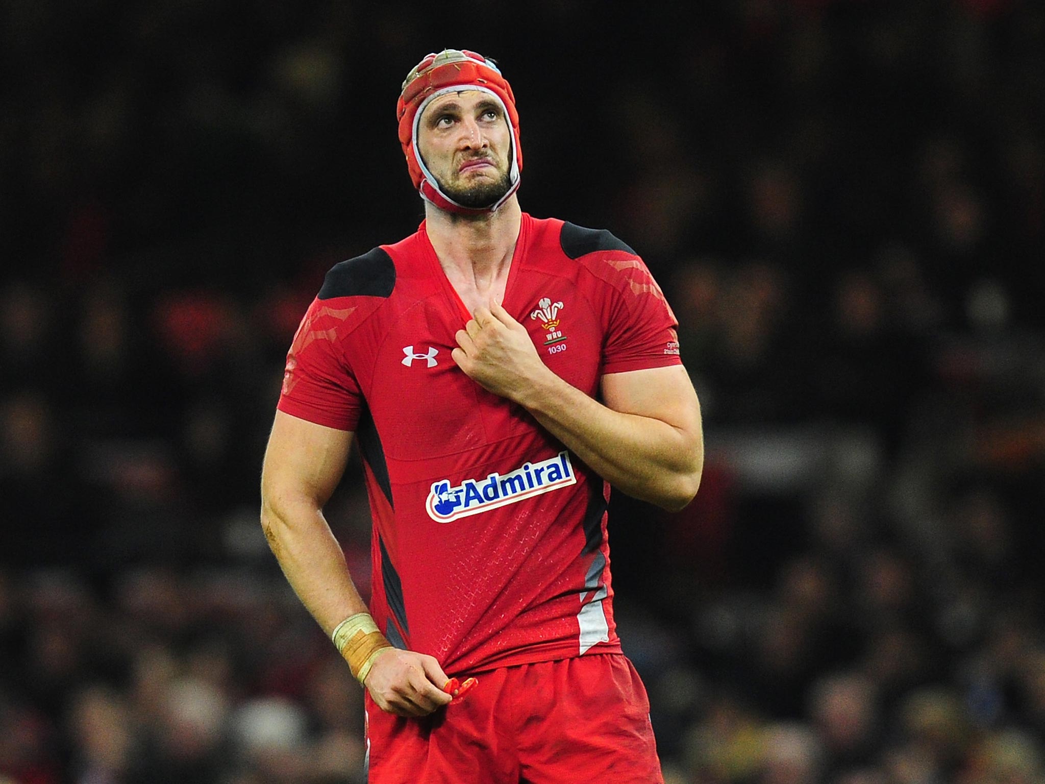 Wales lock Luke Charteris has been ruled out of the Six Nations match against England due to a neck injury