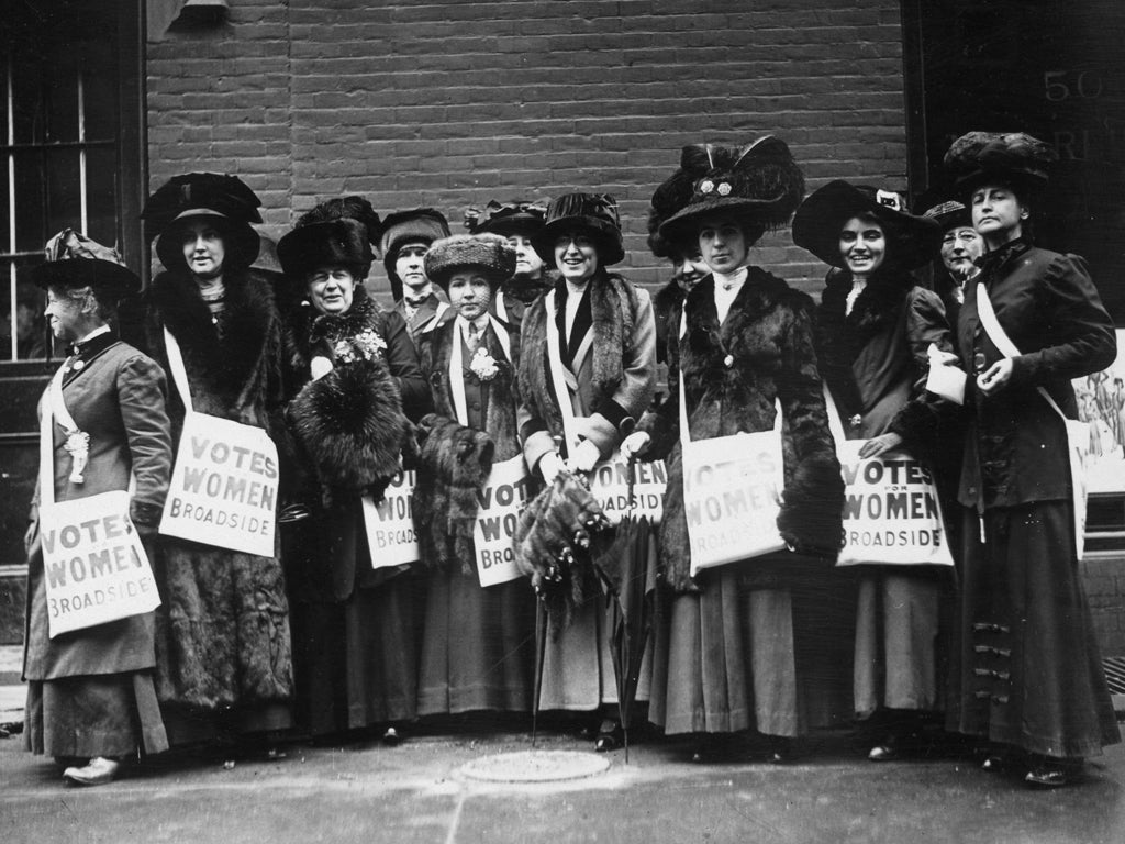 A band of 'news girls' of the Women's Suffrage Movement prepare to invade New York's Wall Street, armed with leaflets and slogans demanding votes for women. (Photo by Paul Thompson/Getty Images)