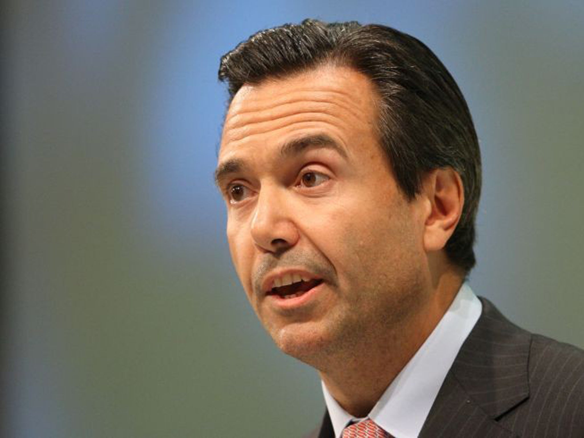 Antonio Horta-Osorio contends that Lloyds is not too mighty and its bonus culture makes sense