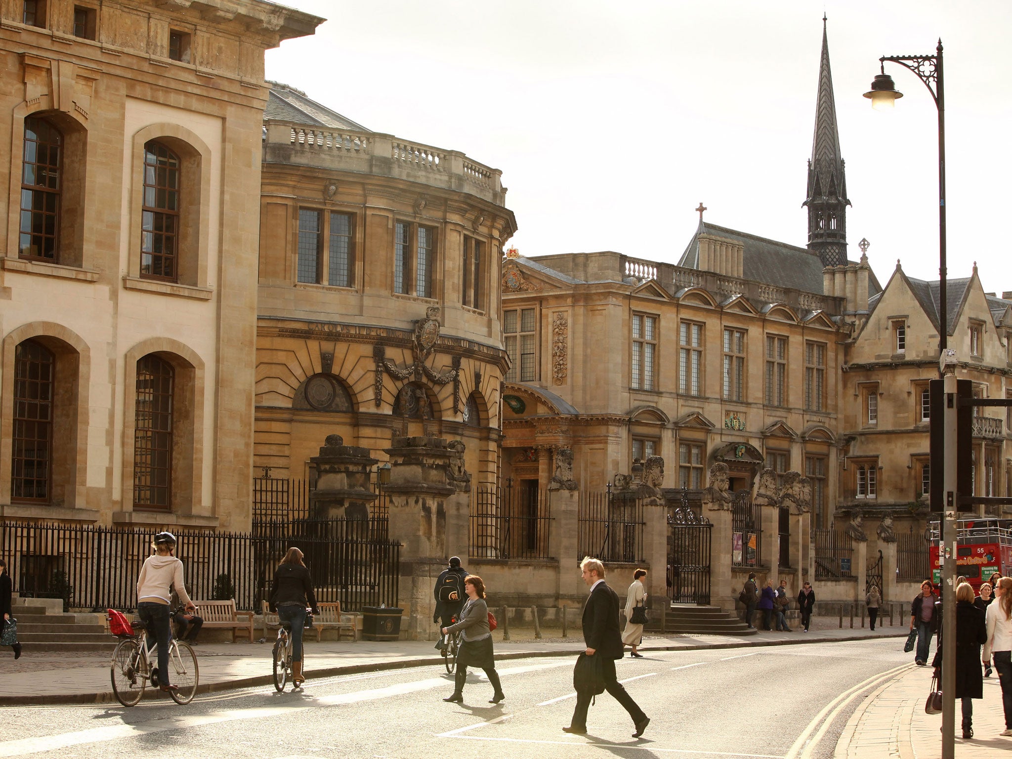 The average property in Oxford costs £340,864