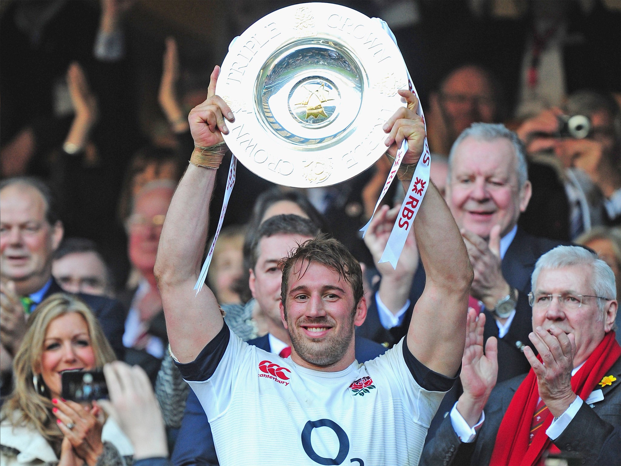 Chris Robshaw with the Triple Crown trophy on Saturday