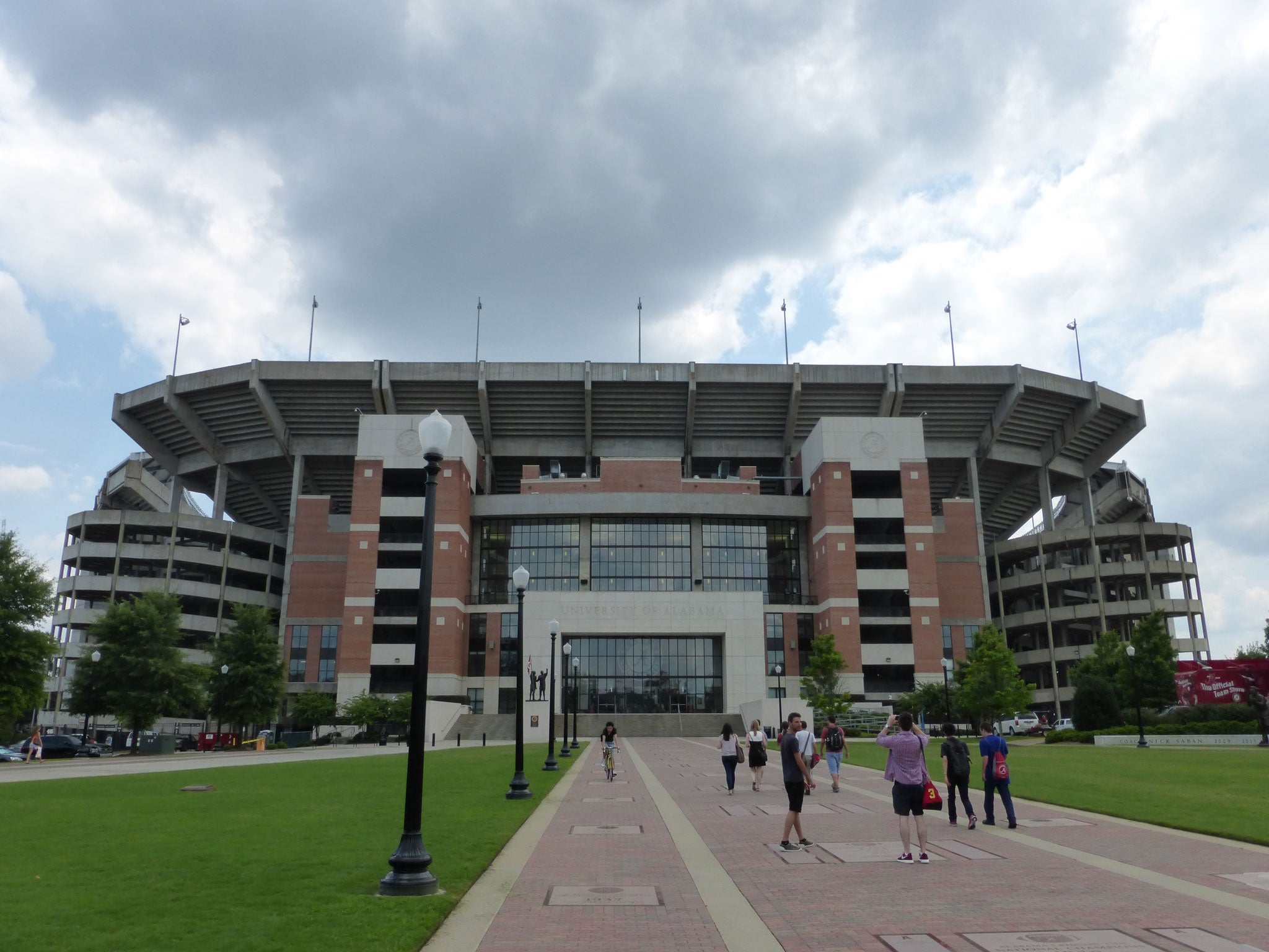 The huge 101,000-capacity Bryant-Denny stadium