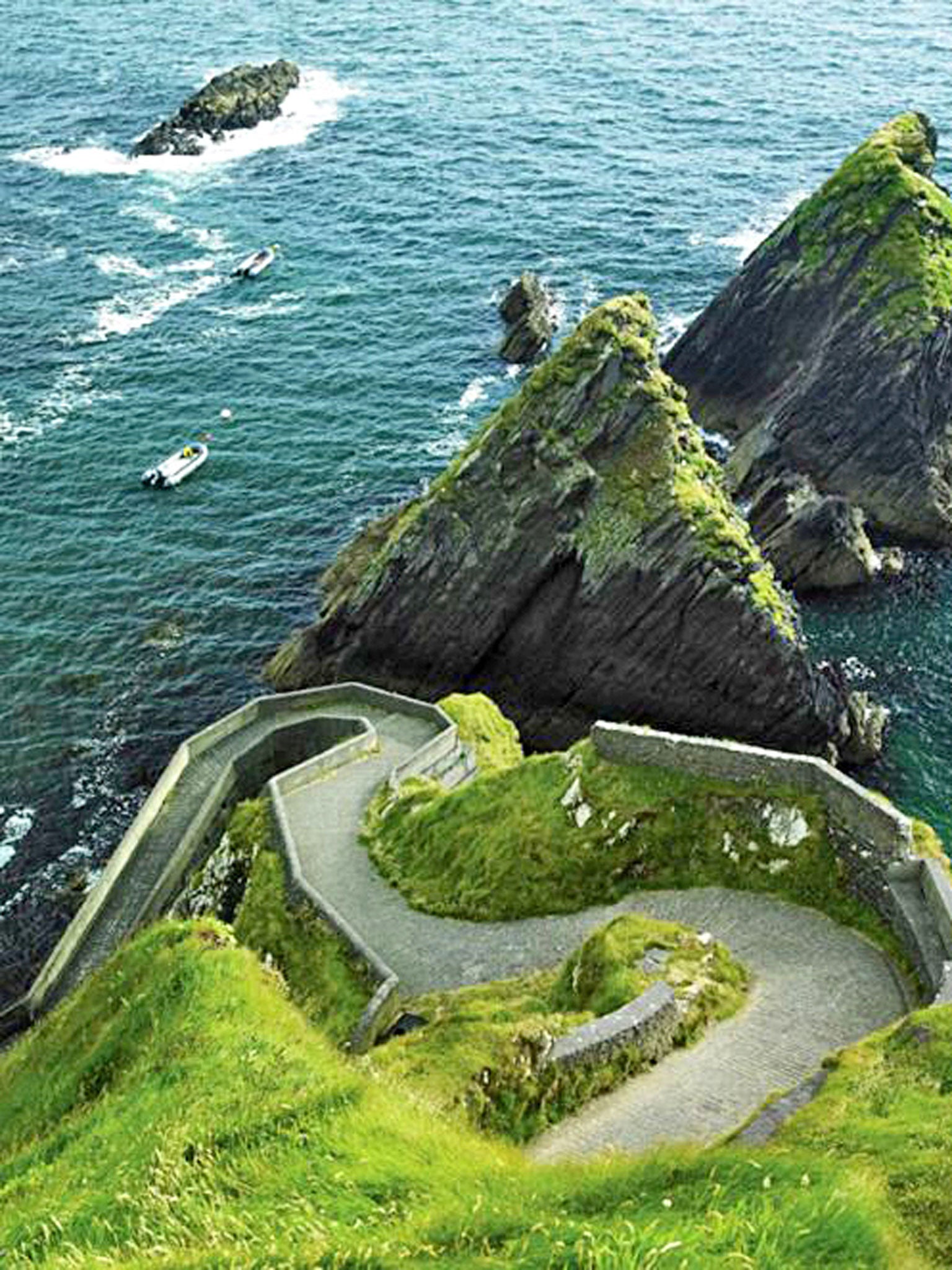 Wild west: the route passing along the Dingle peninsula