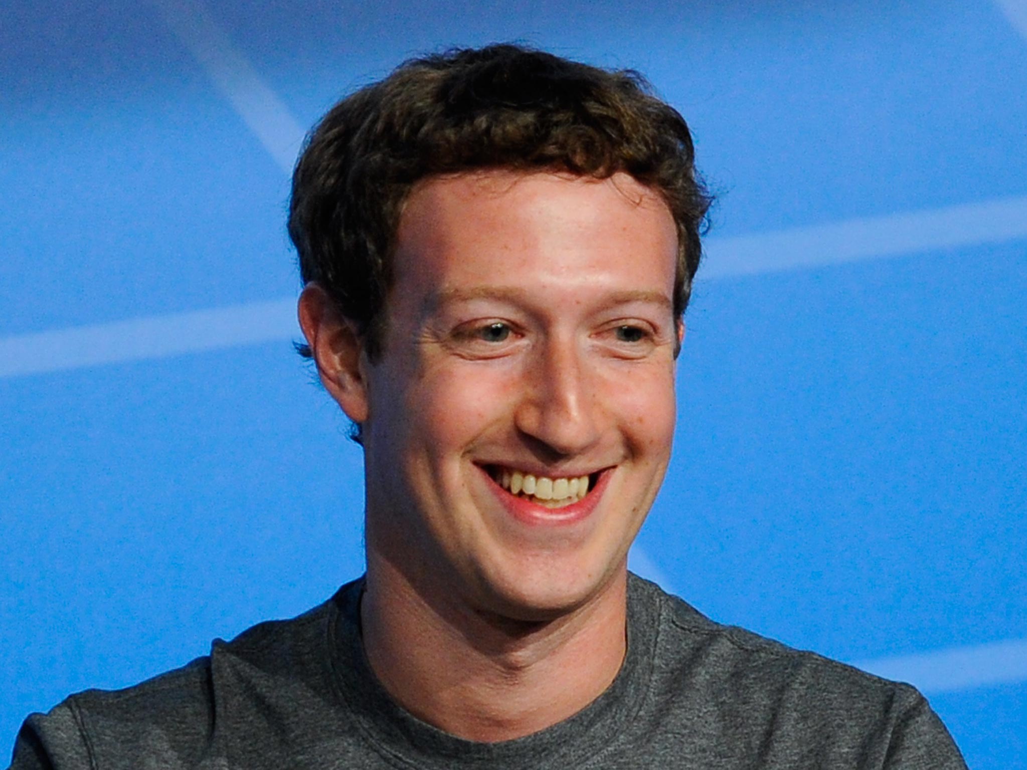 Facebook co-founder Mark Zuckerburg has tried to learn Mandarin or send one thank-you note a day in previous years