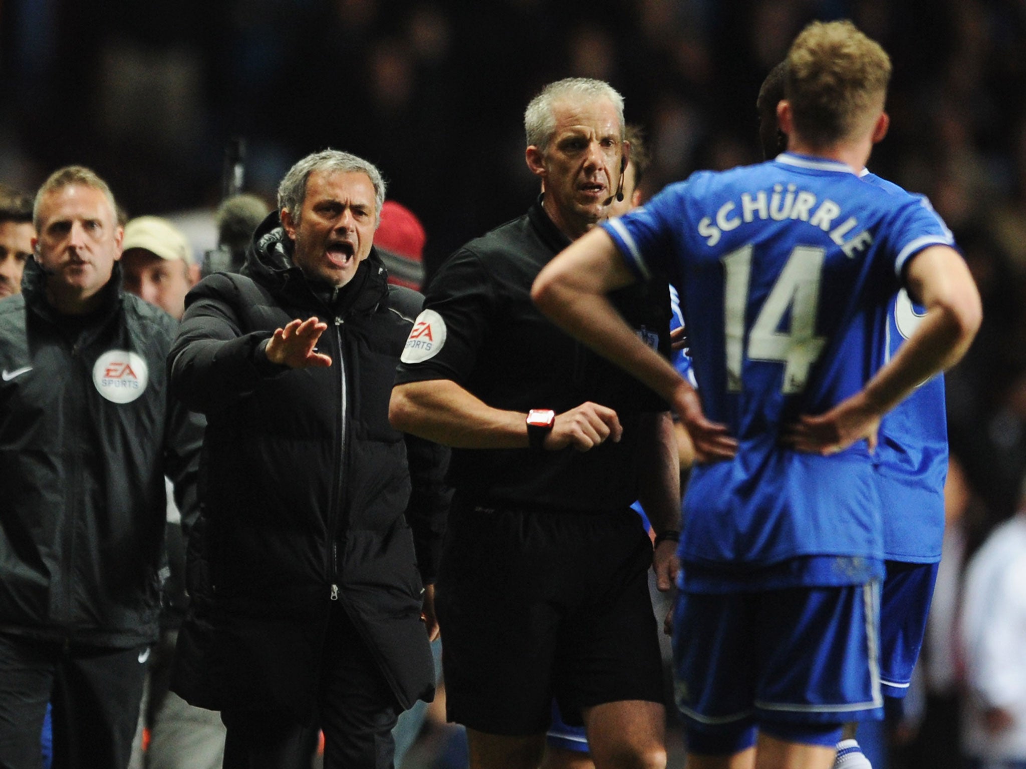 Jose Mourinho protests to Chris Foy as Ramires is sent off