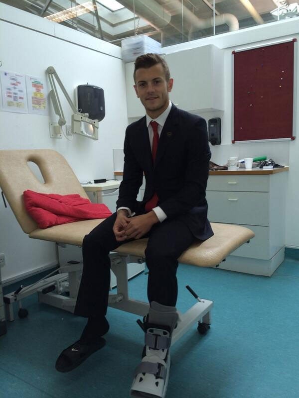 Jack Wilshere still has broken foot in protective boot