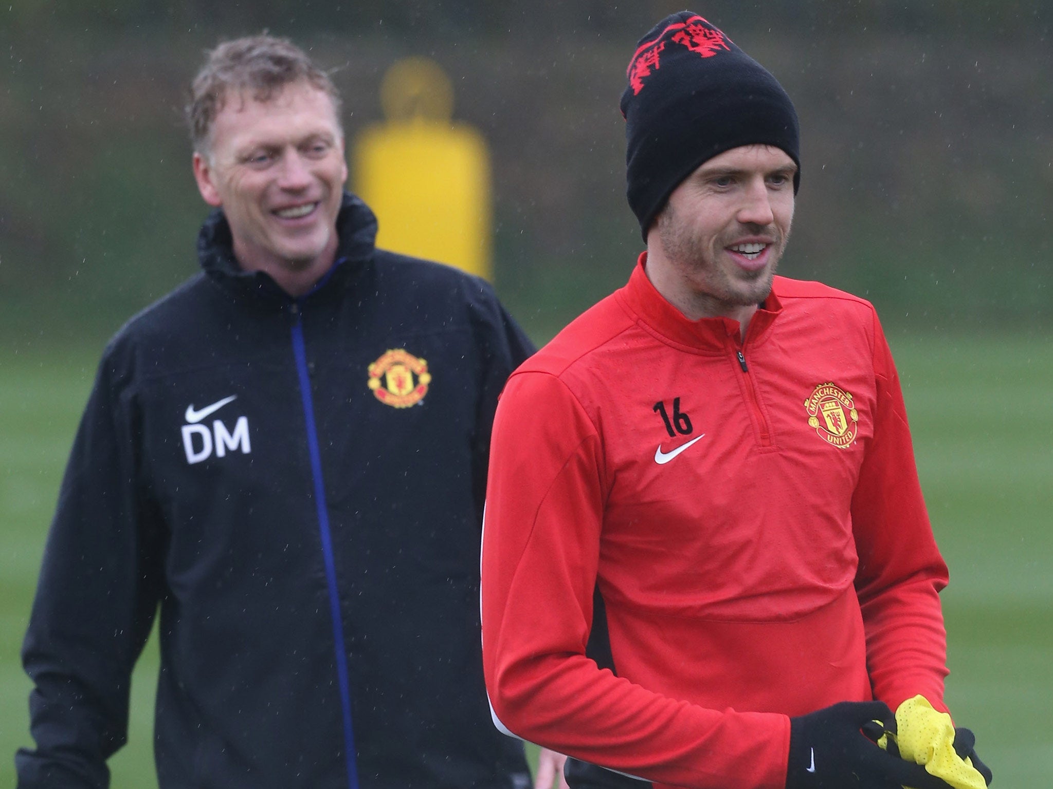 Michael Carrick trains with David Moyes