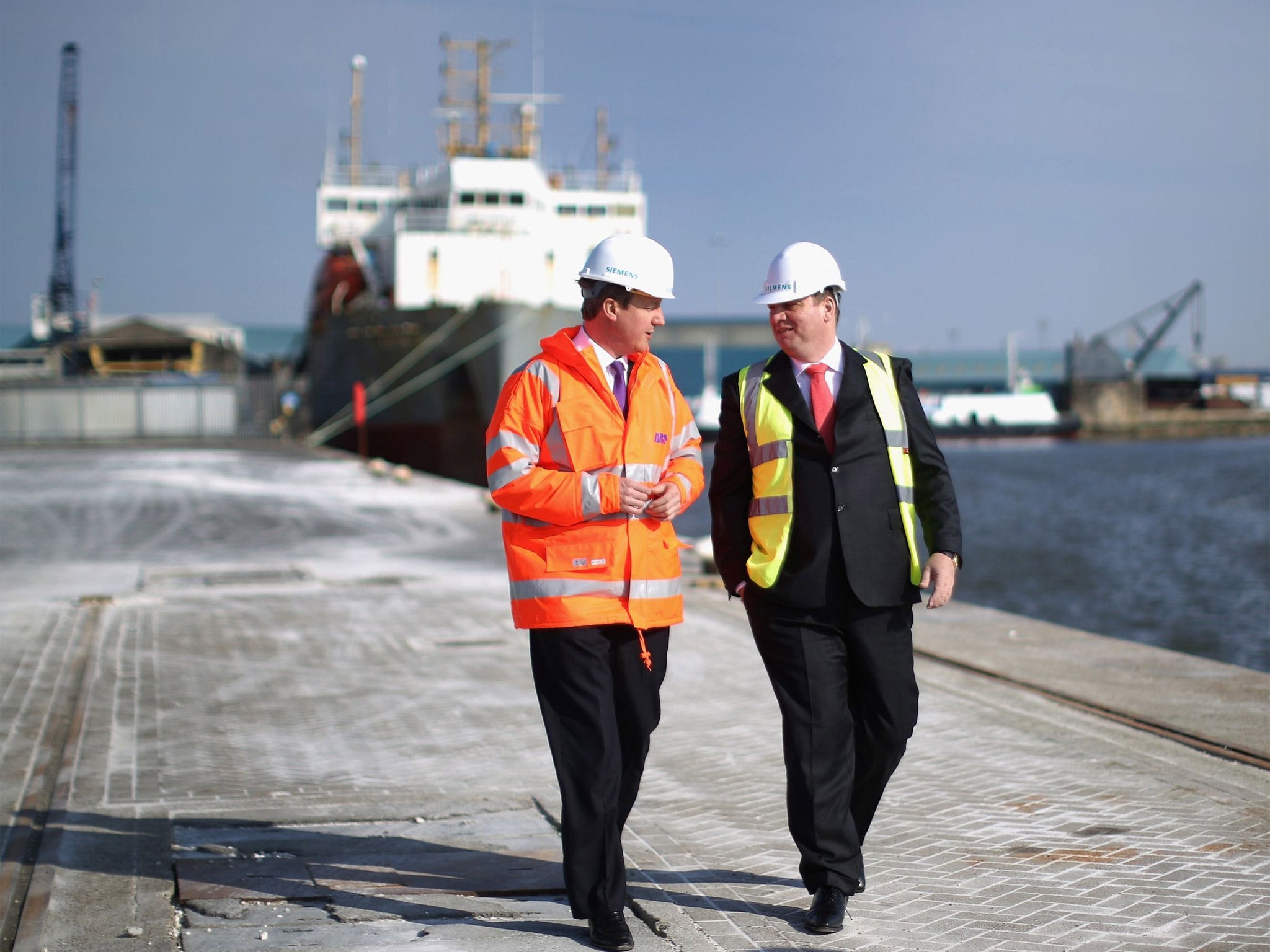 Prime Minister David Cameron and Michael Suess Chief Executive Officer of Siemens Energy, tour King George Dock in Hull