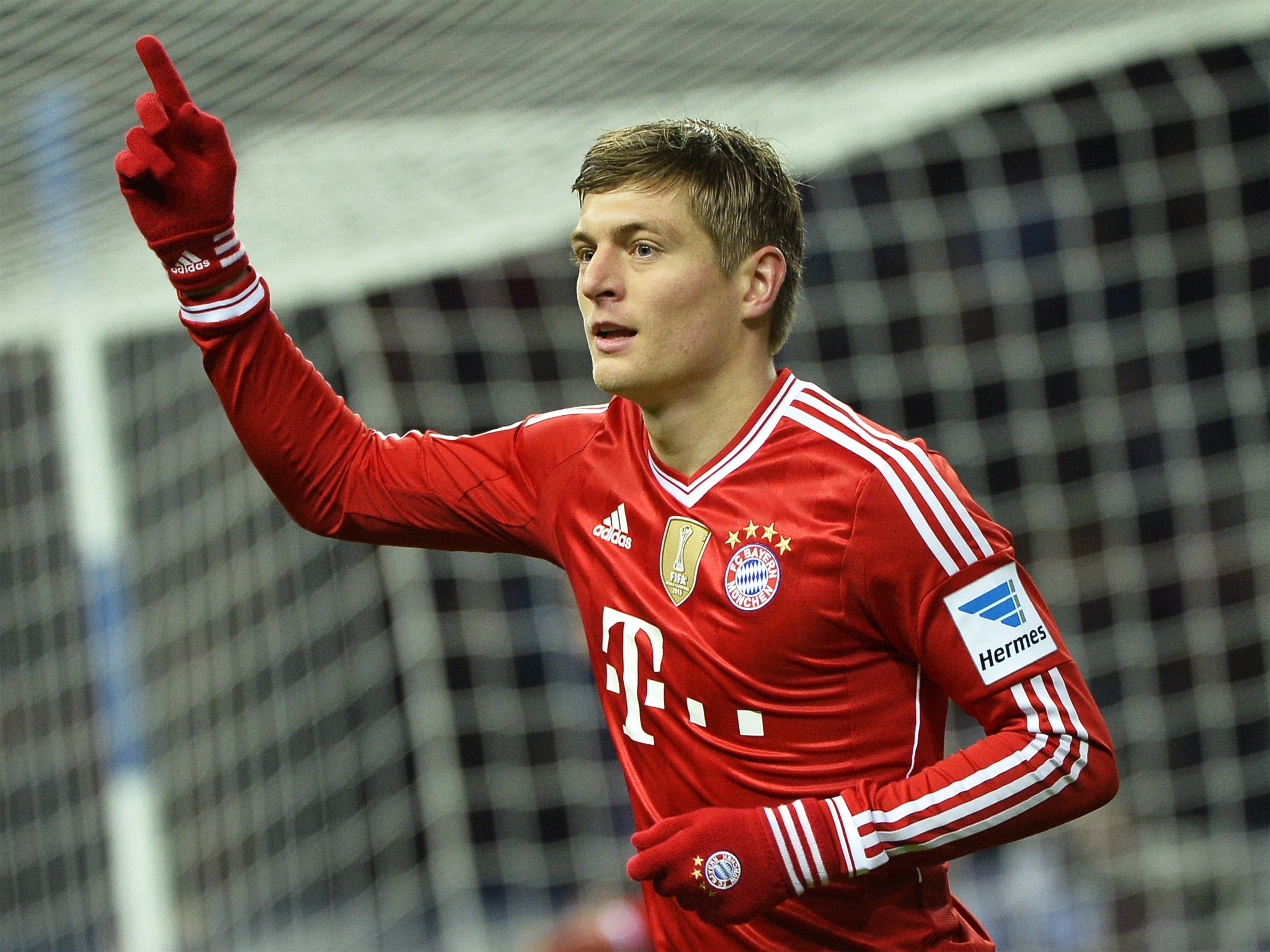 Toni Kroos celebrates giving Bayern the lead