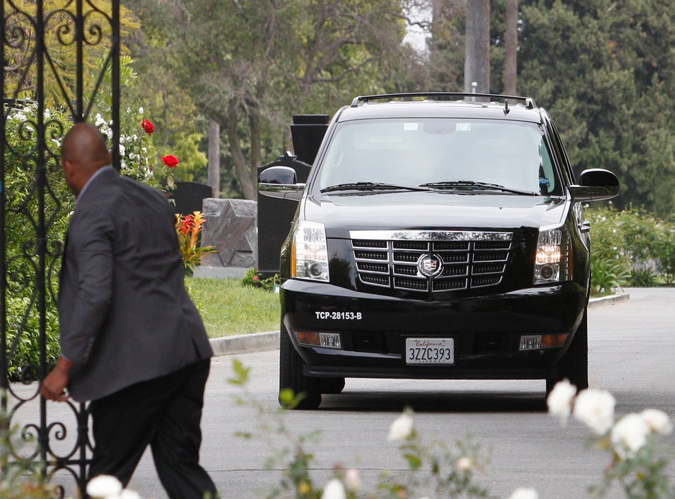 Mick Jagger Leads Mourners At Funeral Of L'wren Scott: Security 