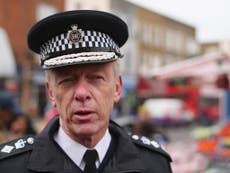 UK's top police officer forgets anti-terrorism hotline number