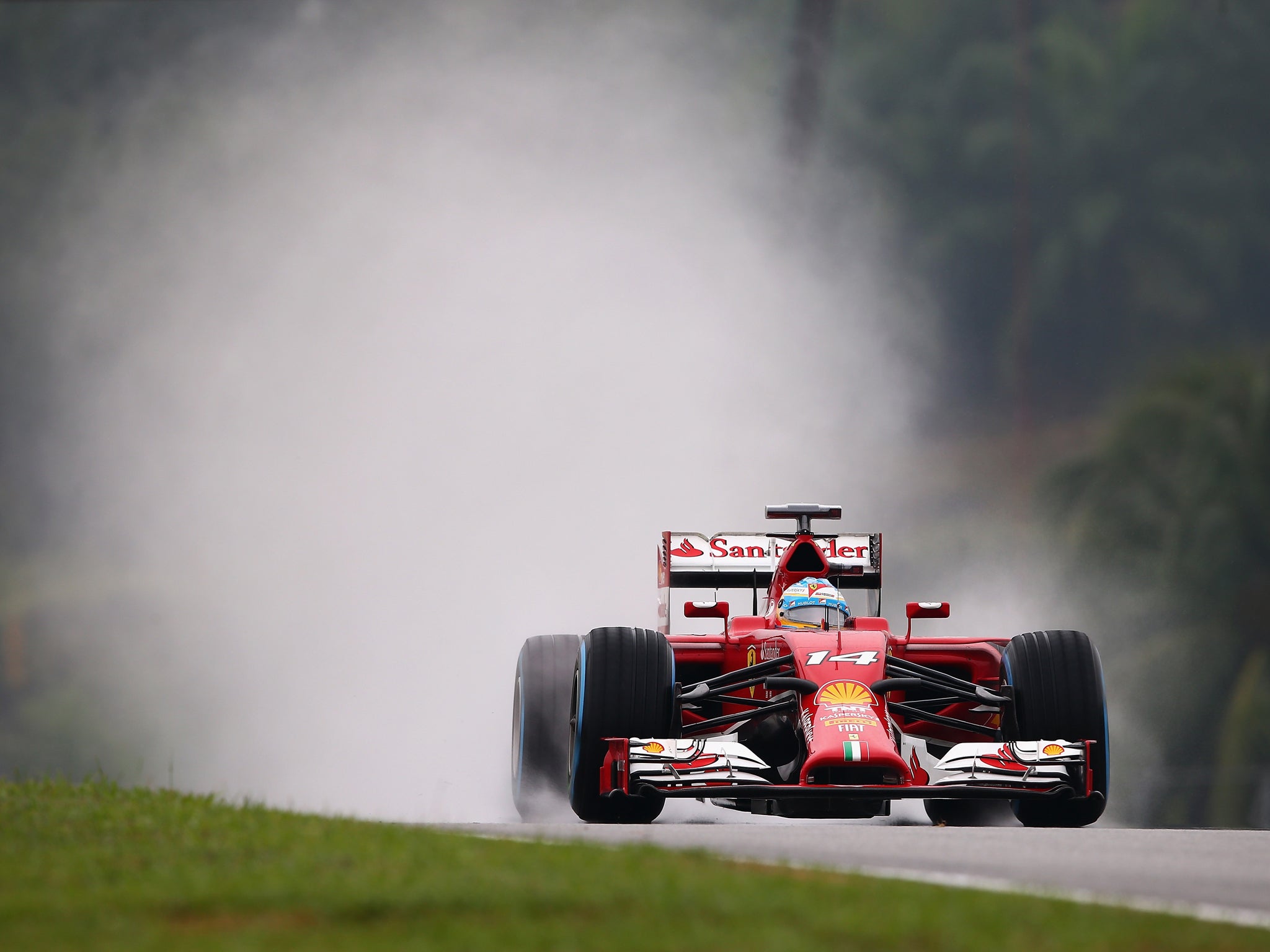 Fernando Alonso thanked his Ferrari mechanics for a rapid repair in the Malaysian Grand Prix qualifying session
