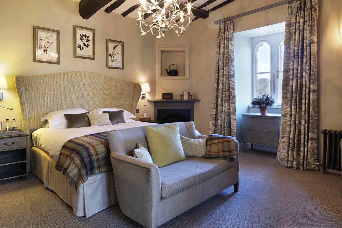 Monastery hotels: From 12th century English abbeys to 17th century ...