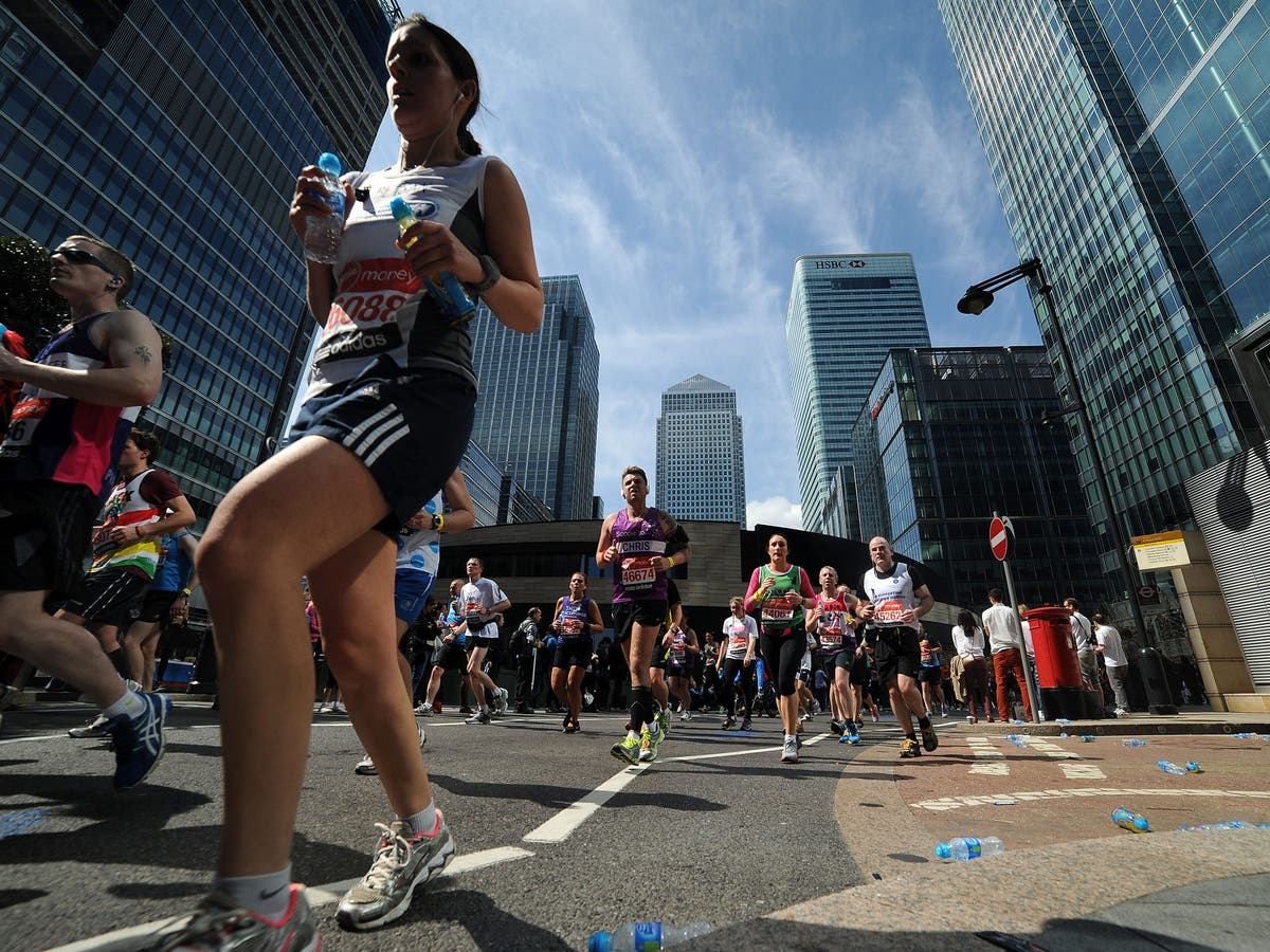 London Marathon 2014 Where is the best spot to watch the race? The