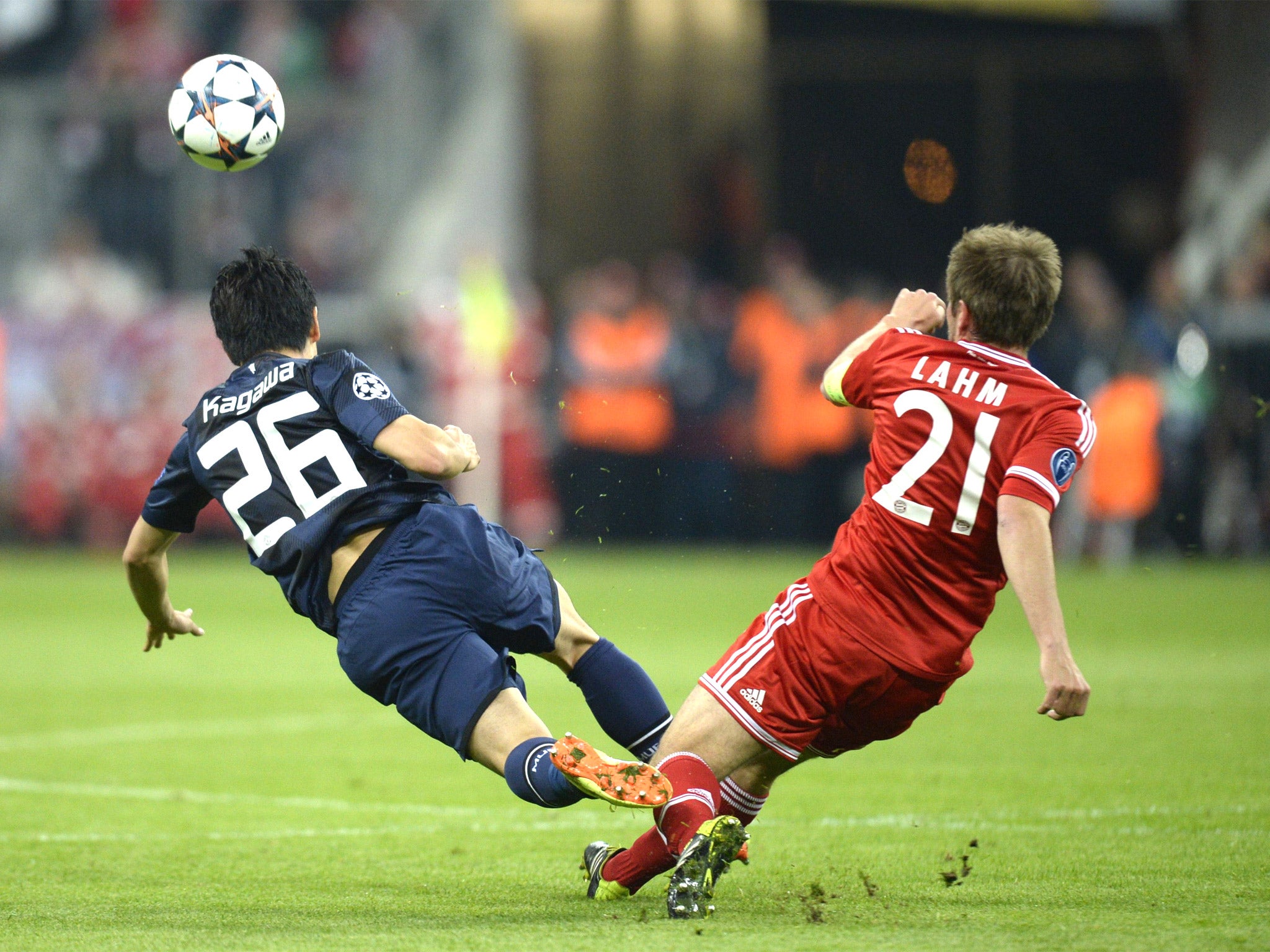 Wayne Rooney and Dante go head-to-head