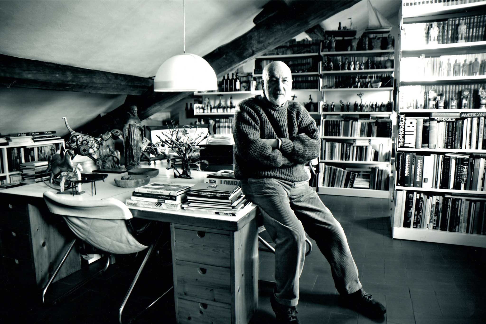 Shelf life: Gianni Berengo Gardin in his Milan studio