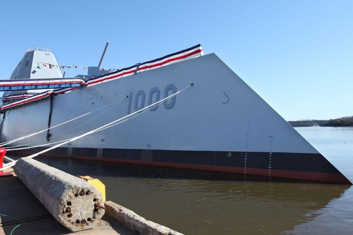 US Navy christens huge $3 billion destroyer ship USS Zumwalt that ...