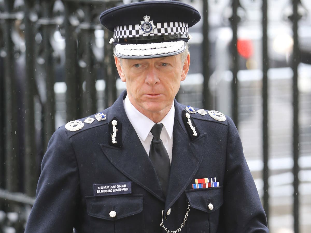 Police whistleblower confronts Met chief Sir Bernard Hogan-Howe during ...