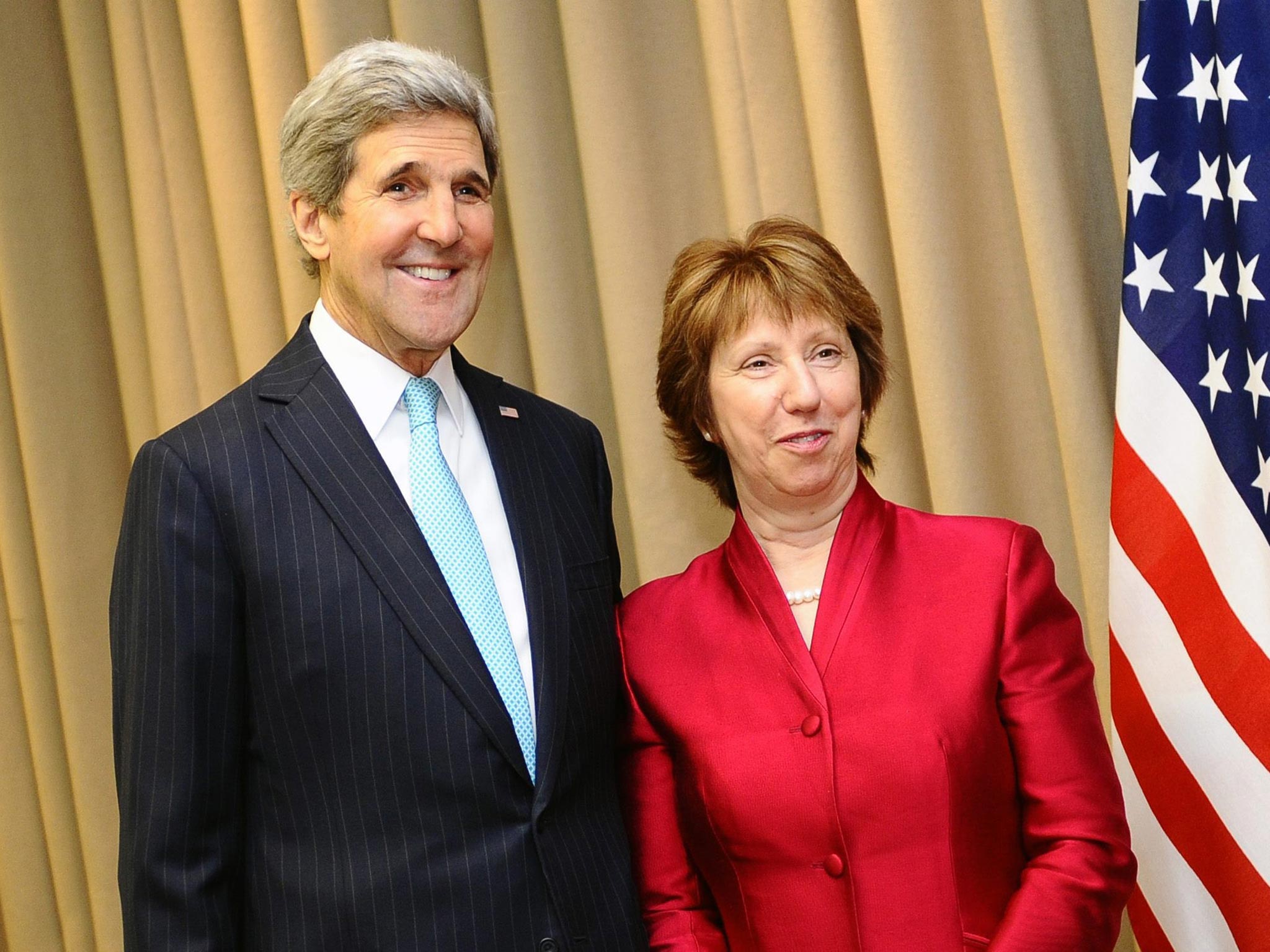Secretary of State John Kerry (left) and EU Foreign Policy Chief Catherine Ashton in Geneva