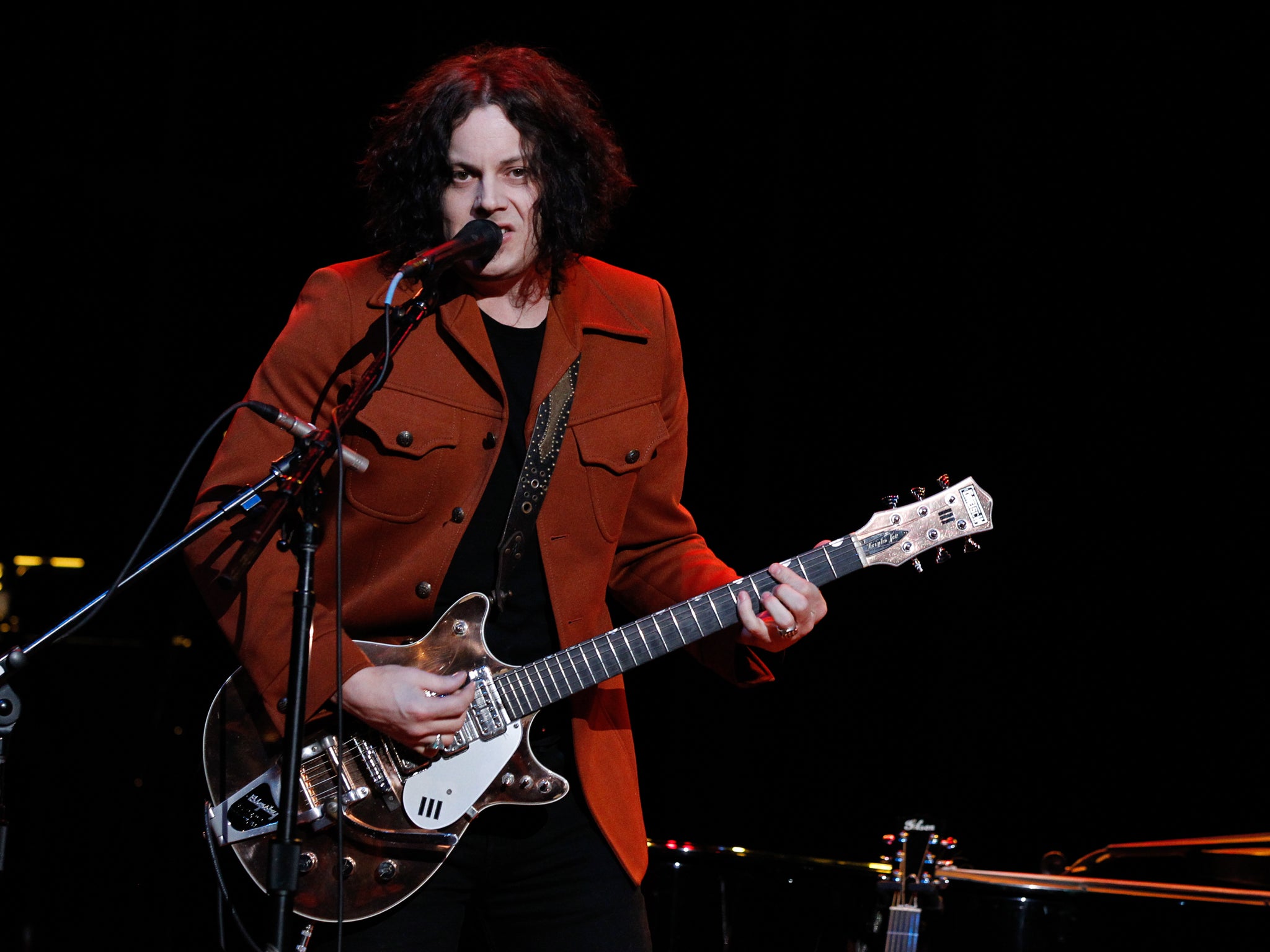 Jack White, the former White Stripes frontman, is attempting to break the record for the “world’s fastest released record” from studio to store