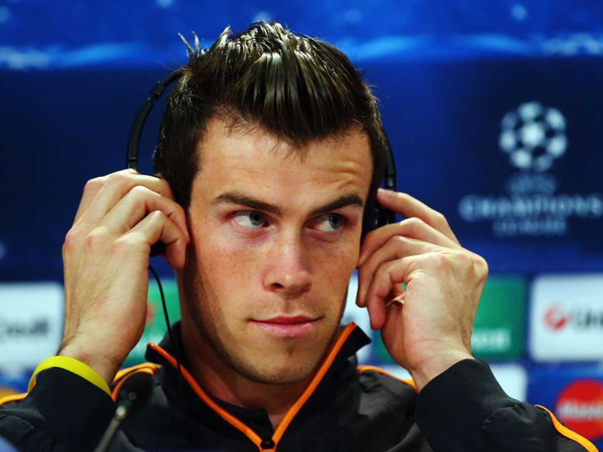 Real Madrid’s Gareth Bale keeps cool in front of the press at the Allianz Arena yesterday