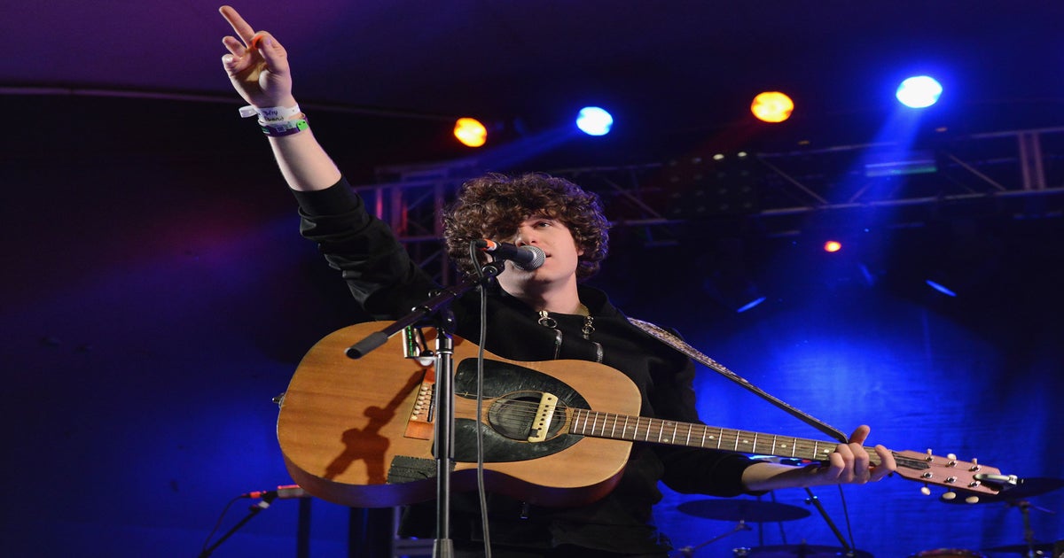 Glastonbury 2014: The Kooks 'secret' set confirmed for Sunday