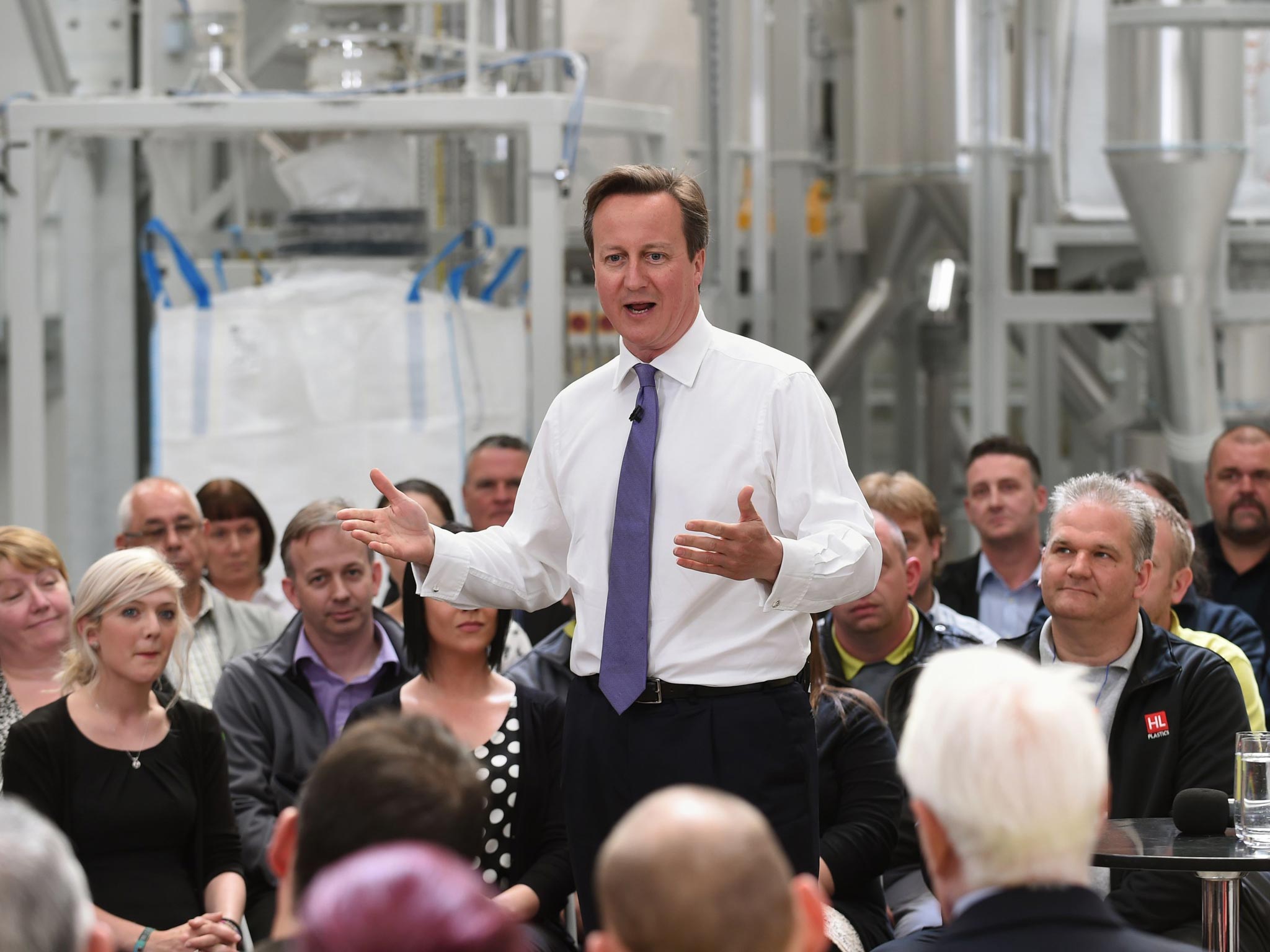 Prime Minister David Cameron has signalled his support for a five-way debate with the leaders of all the main parties