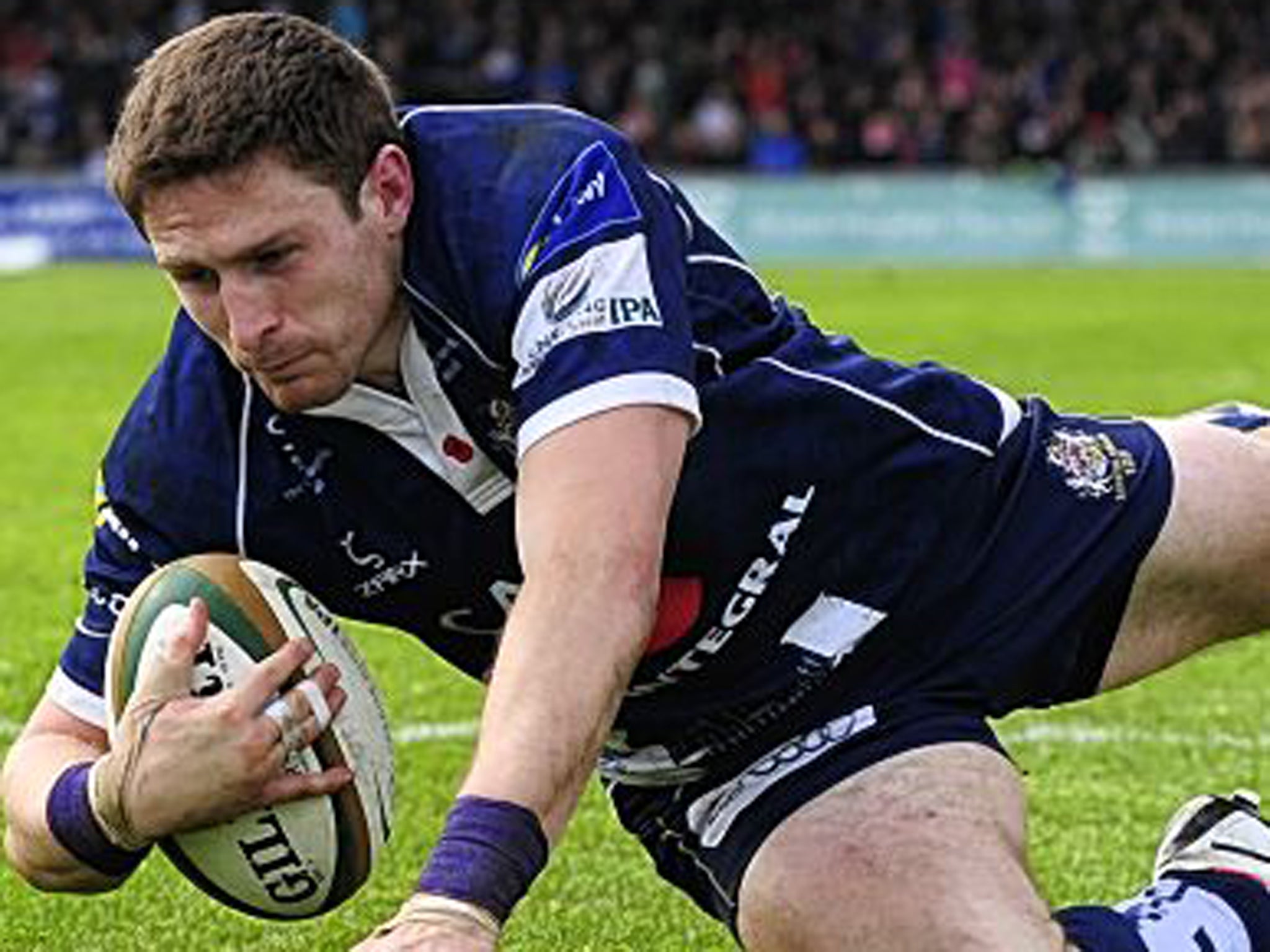 Leading man: Luke Eaves scores Bristol’s first try in their 17-14 win