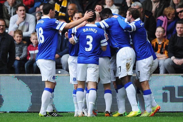 Everton celebrate a goal against Hull