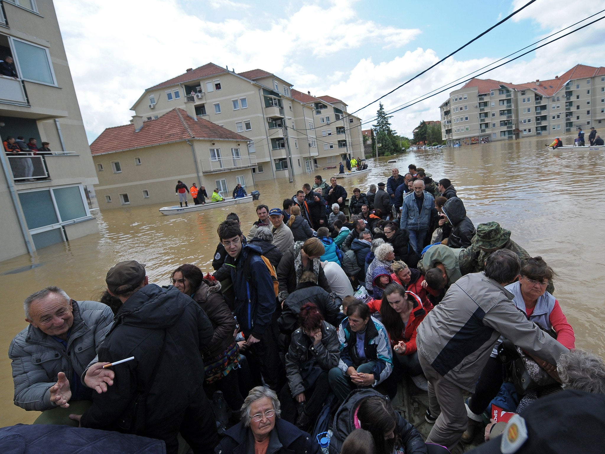 Bosnian Floods: Floods Lead To Landmine Fears As Water Covers A Third ...