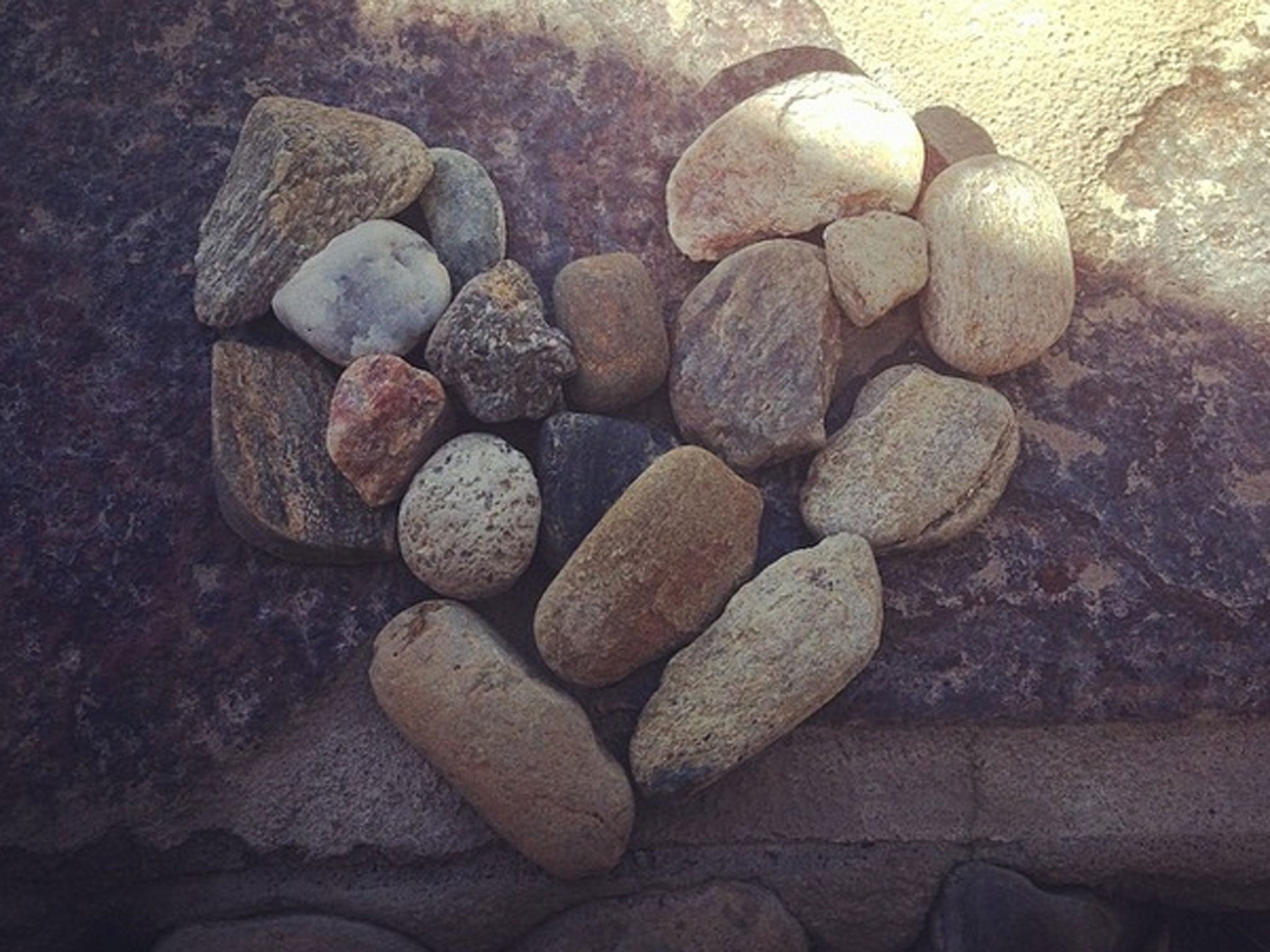 Lena Heady posted this photo of a 'stone heart' on Instagram