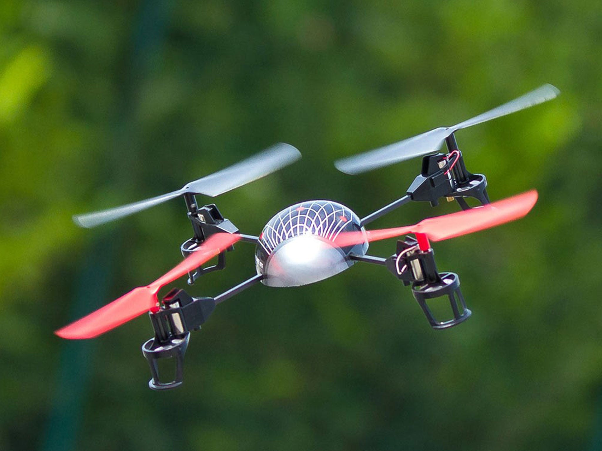Quadcopter Drone Flew Deliberately Close To Uk Passenger