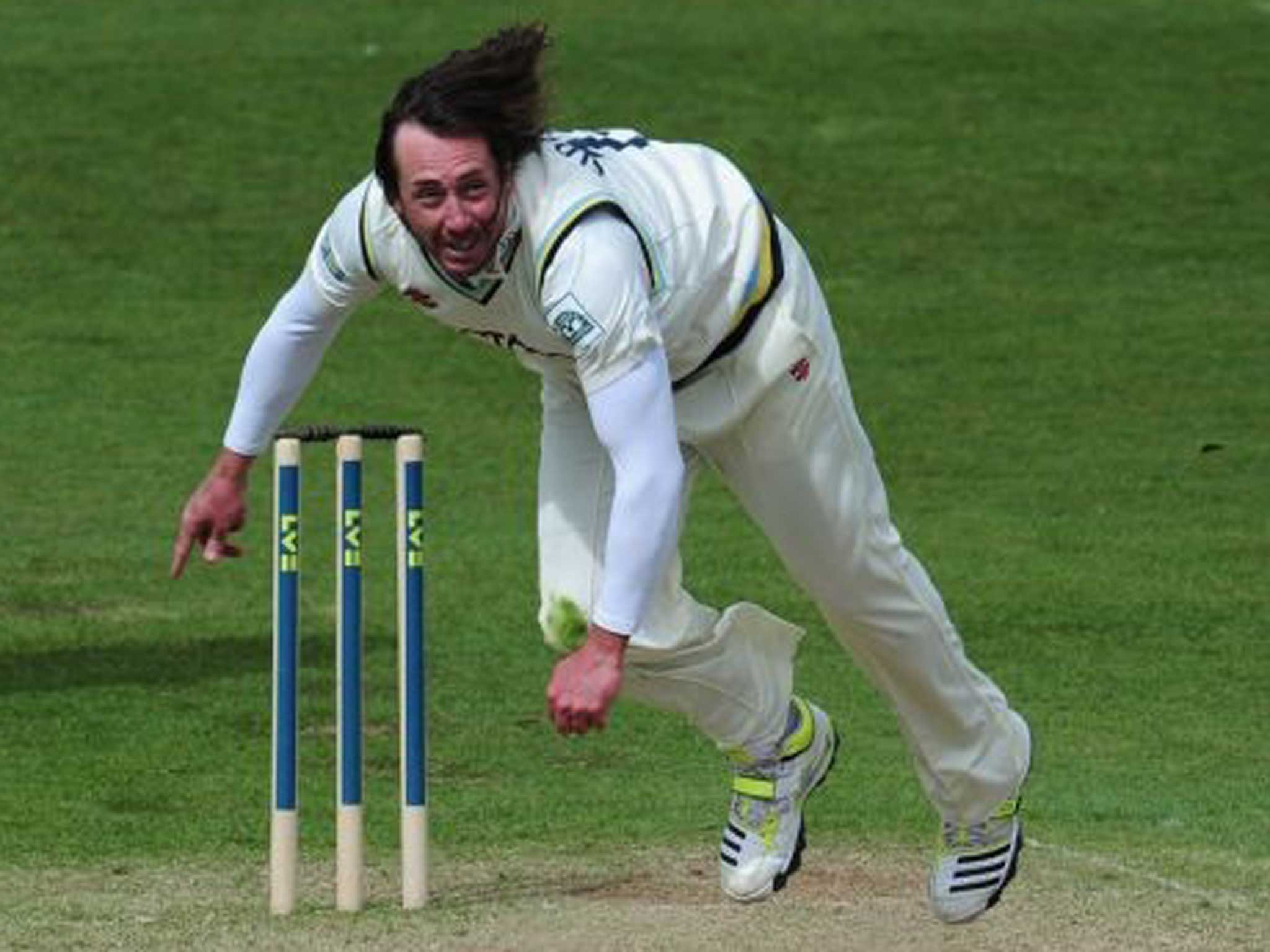 Left Swinger: Ryan Sidebottom