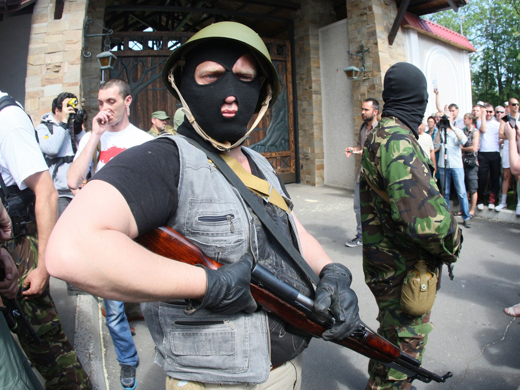 A number of the protestors were armed with Kalashnikovs