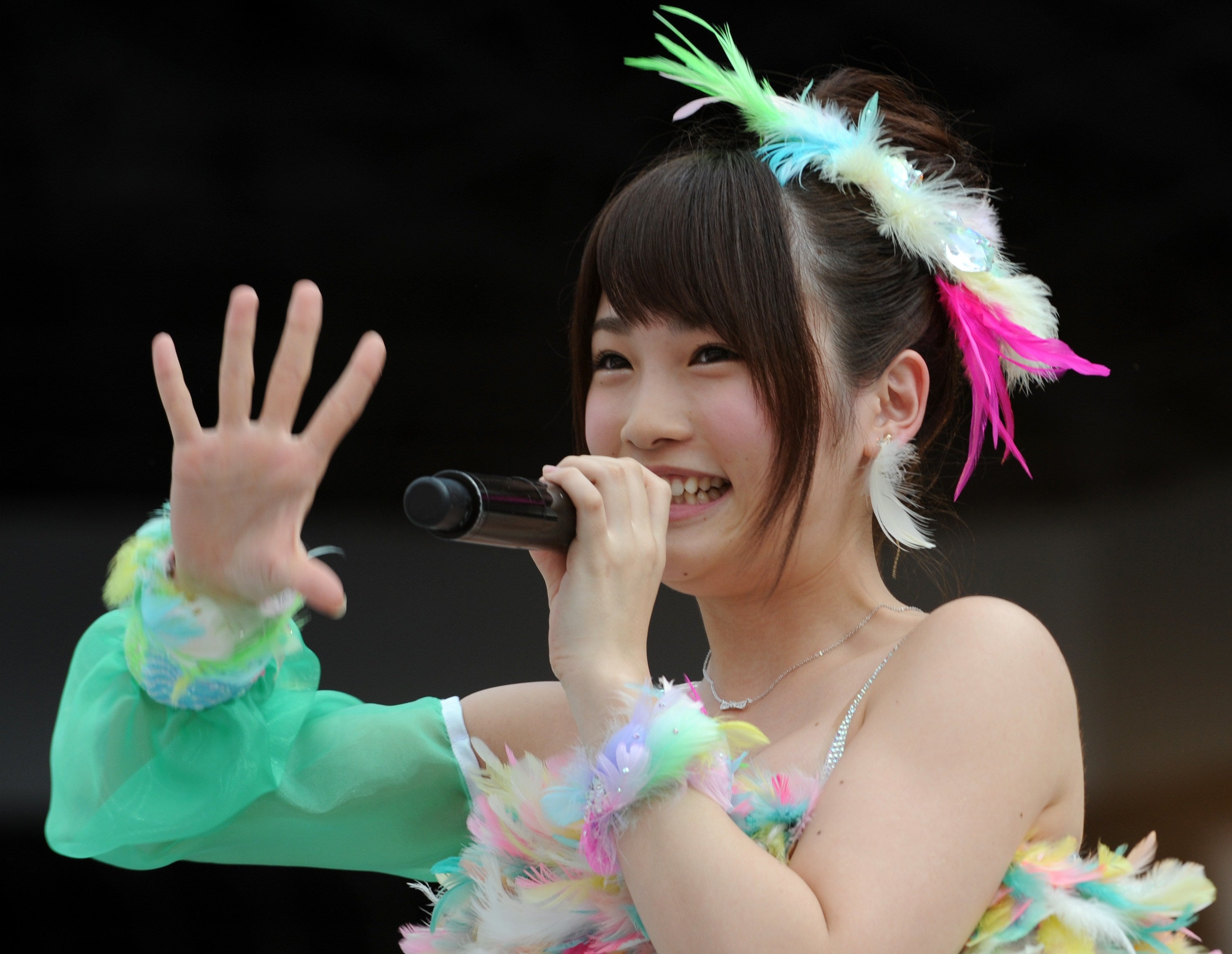 Akb48 Japanese Girl Band Attacked By A Fan Wielding A Saw The