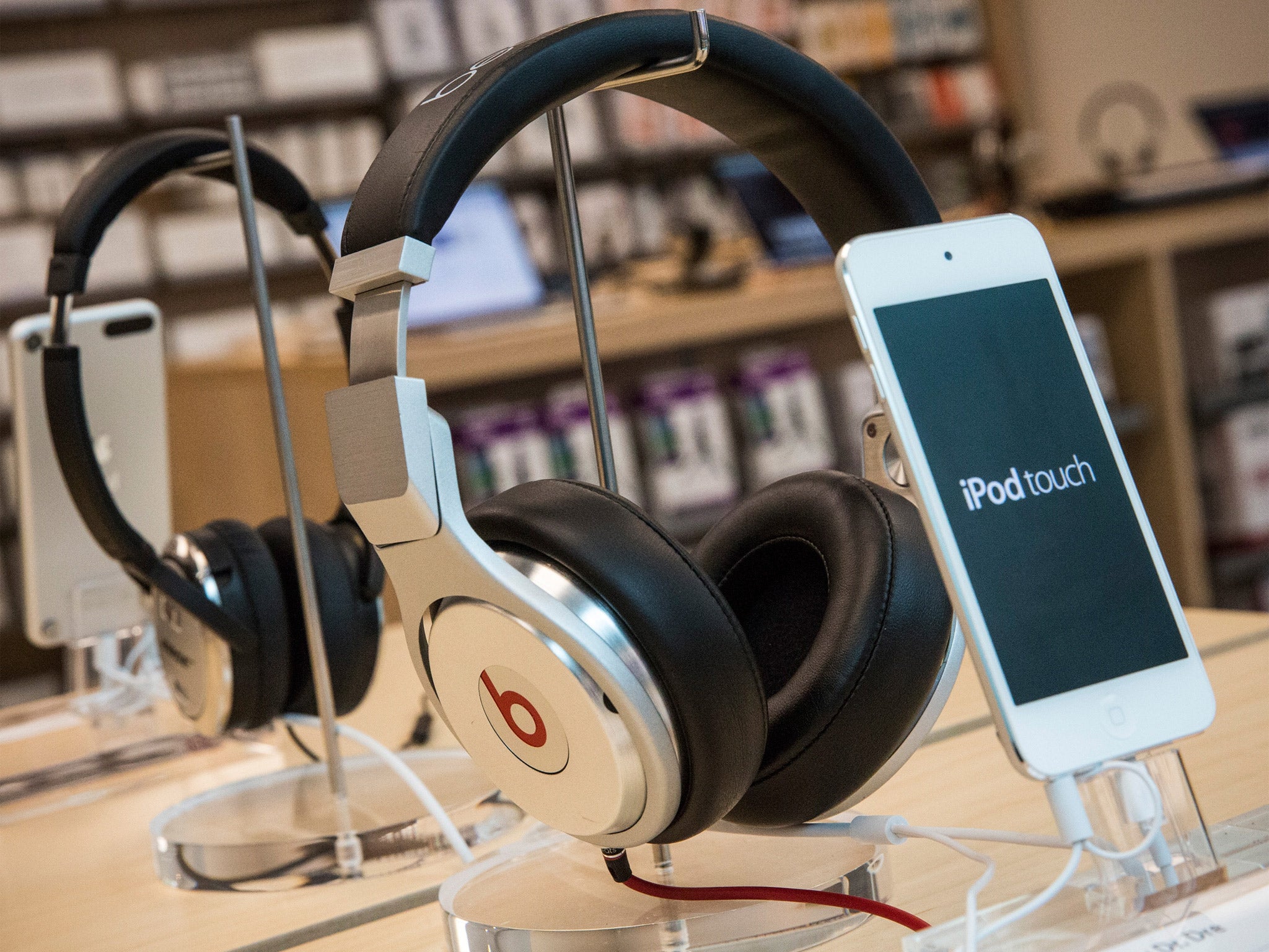 beats headphones with apple purchase