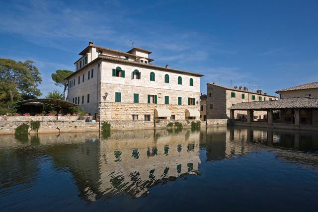 La Dolce Vita: The thermal town of Bagno Vignoni