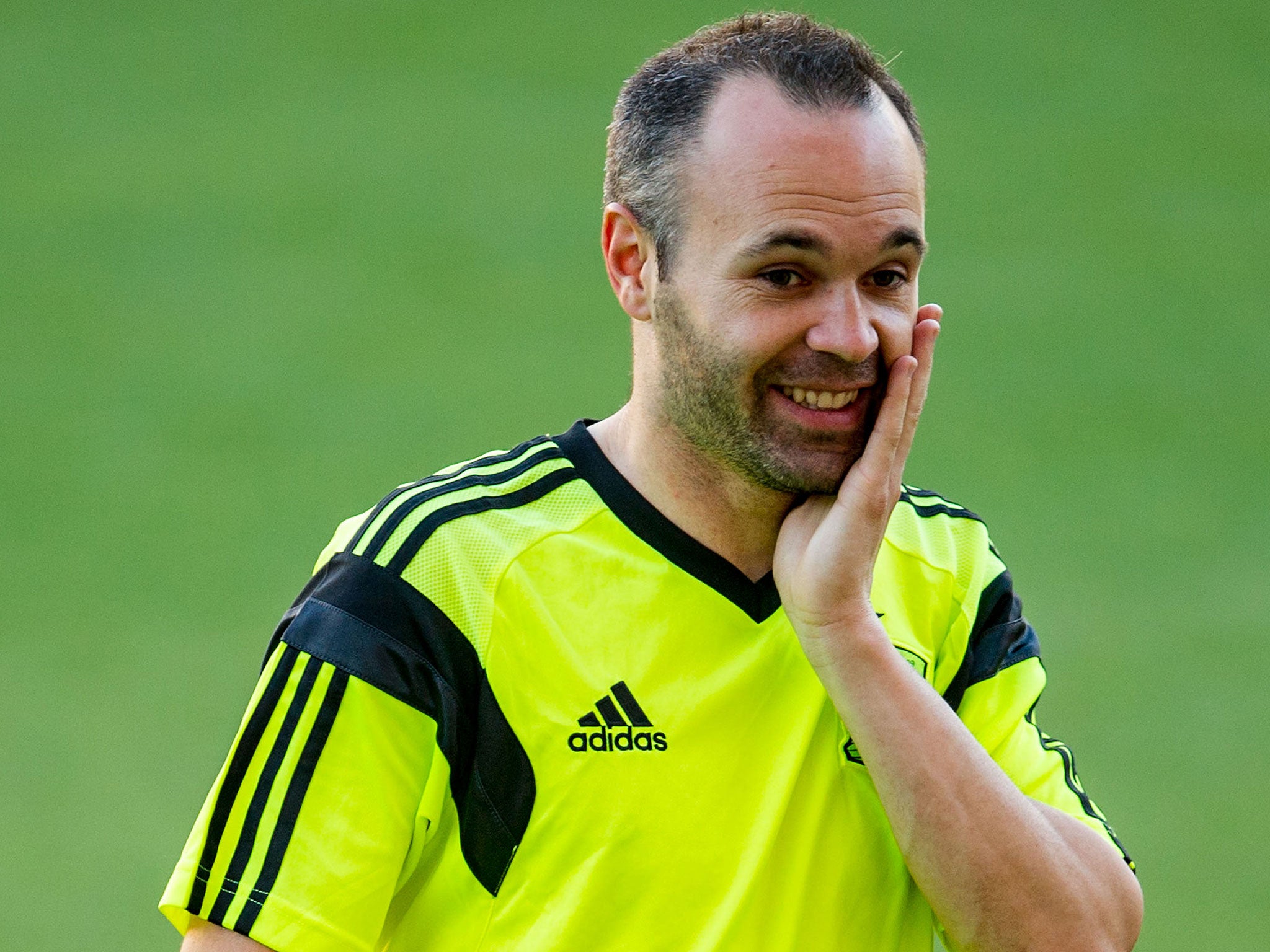 Andres Iniesta trains with the Spain squad
