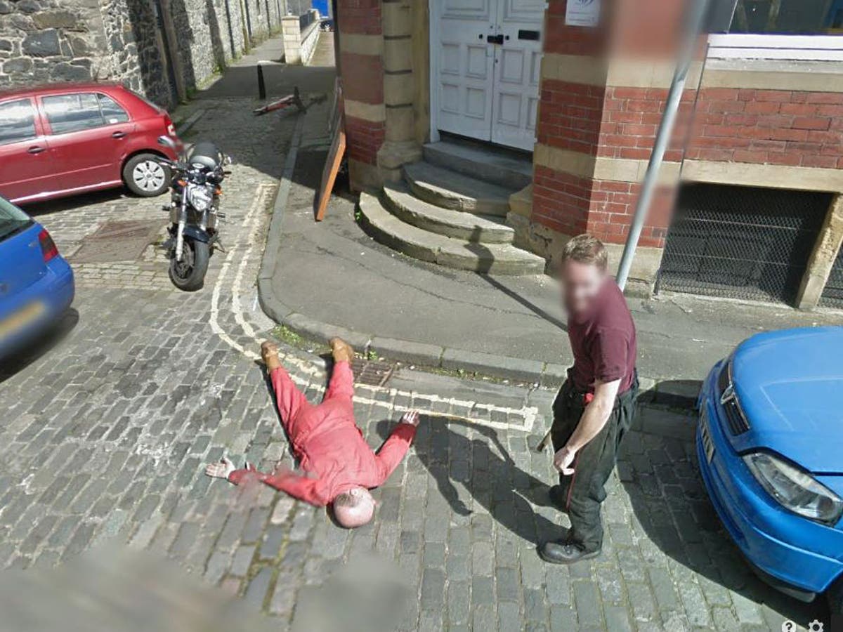 Police solve Google Street View 'axe murder' .