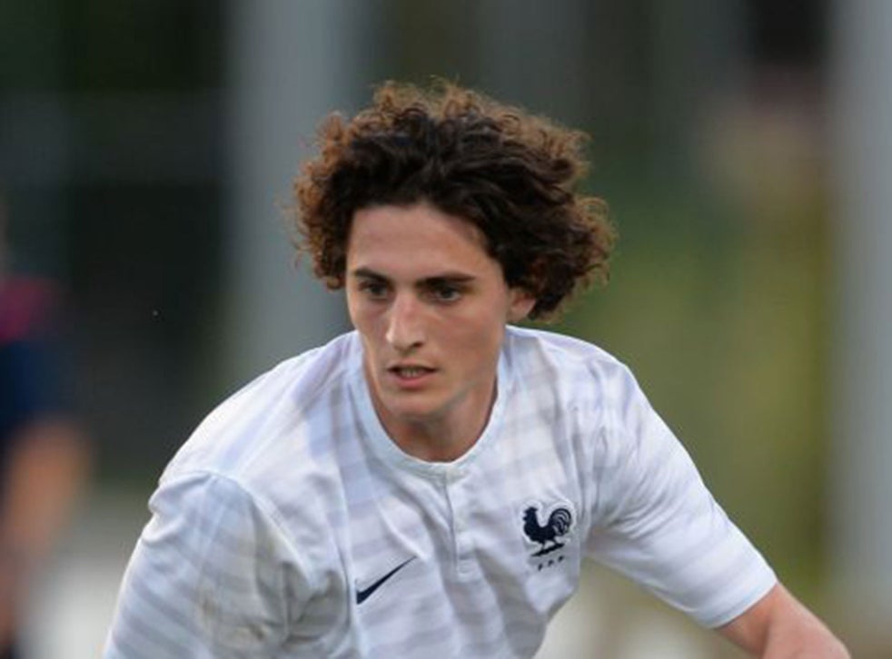 Arsenal Transfer News Gunners Appear To Have Missed Out On Psg Midfielder Adrien Rabiot As Roma 1655