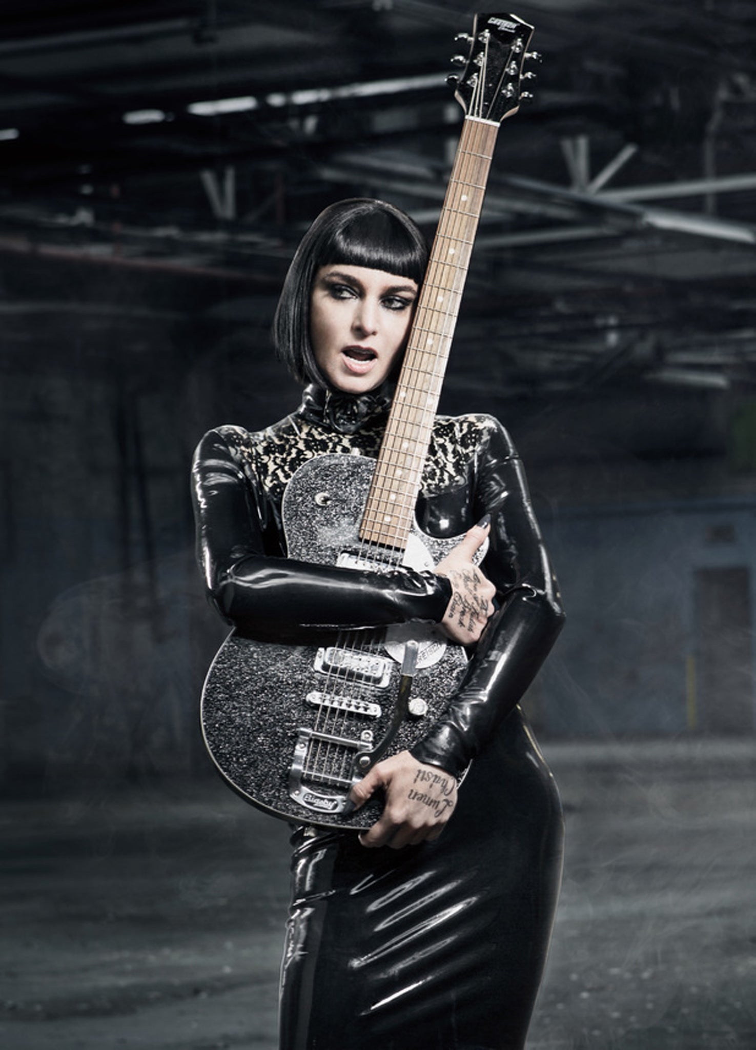 Sinead O'Connor on the cover of her latest album, I'm Not Bossy, I'm The Boss