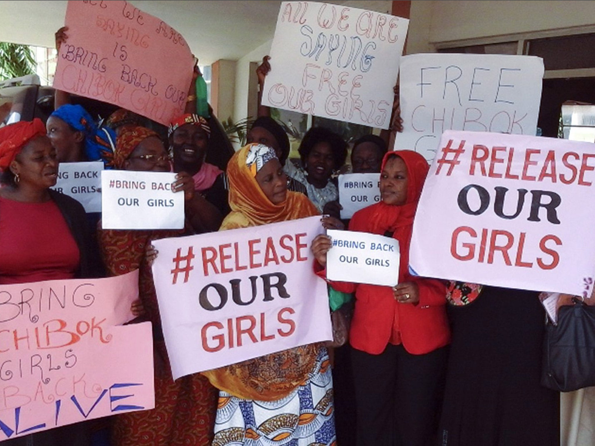 Nigerian staff of Kaduna Polytechnic protest over the abducted Chibok school girls