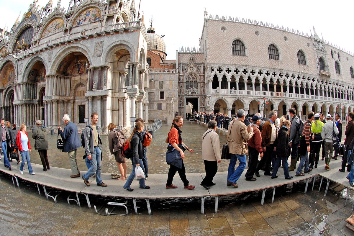 We analysed every plan to save Venice from sinking. None of them will work