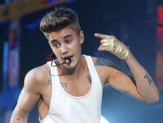 Justin Bieber's lawyers threaten to sue over naked pictures