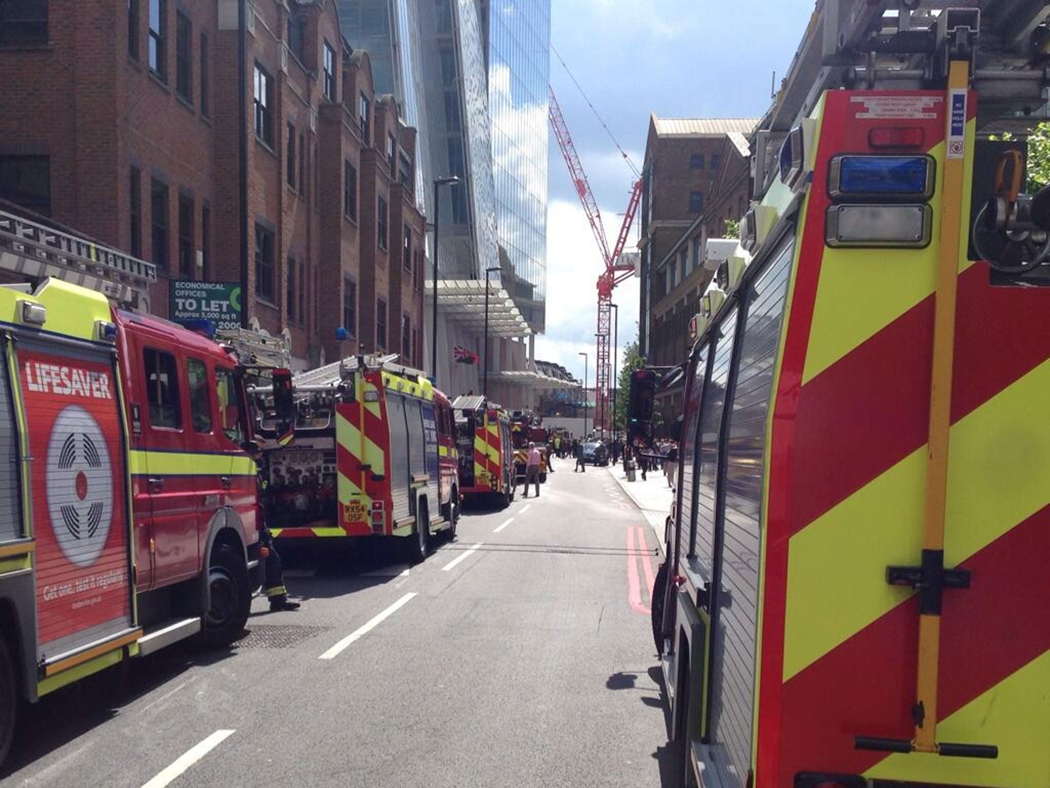 Witnesses outside the Shard praised the rapid response from fire services, which are investigating reports of smoke in the basement