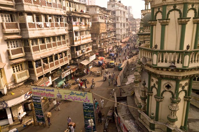 History seen through urban design: A street corner in Mumbai