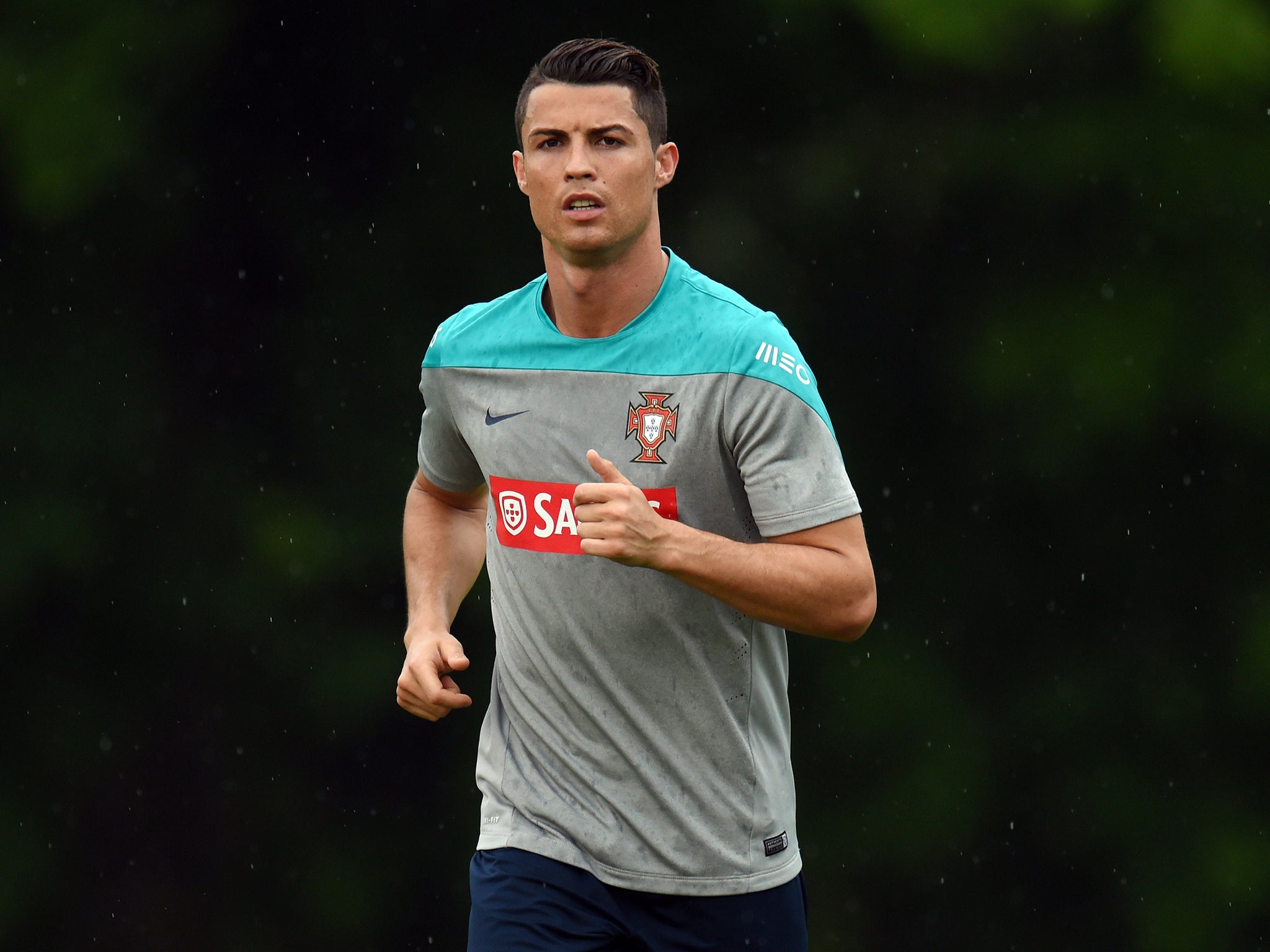 Cristiano Ronaldo trains with the Portugal squad