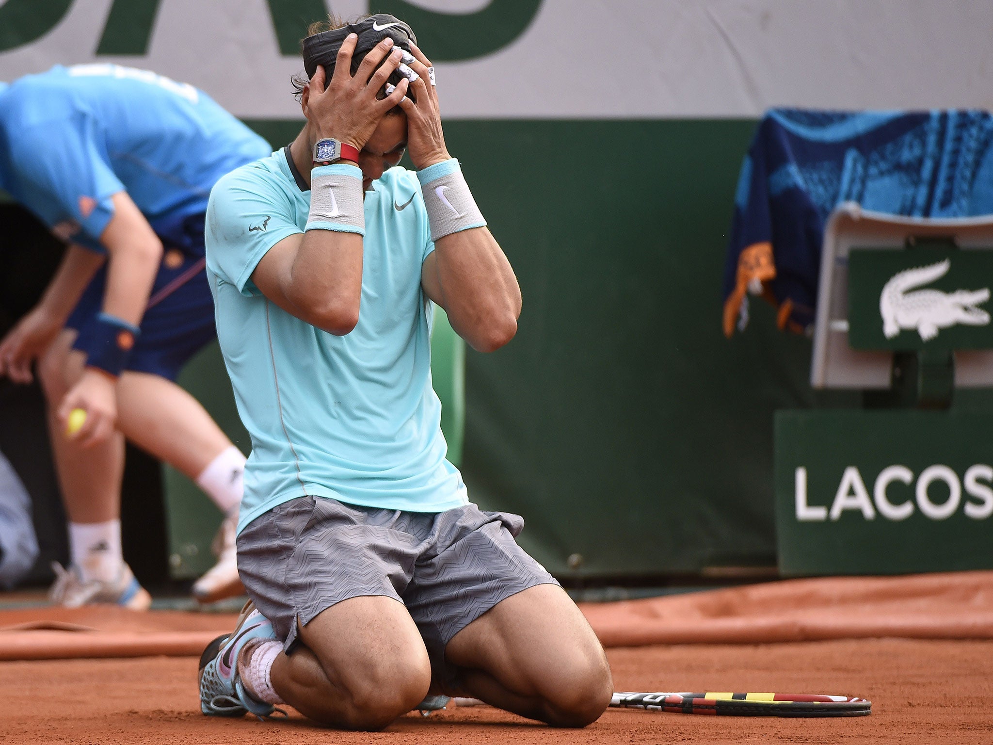 Rafael Nadal celebrates winning the French Open 2014 title after defeating Novak Djokovic